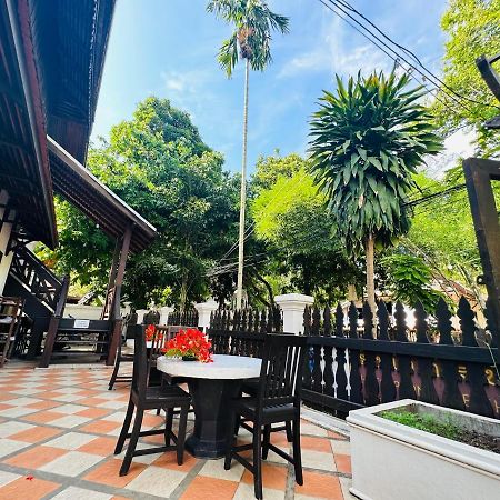 Thatsaphone Hotel Luang Prabang Exterior photo